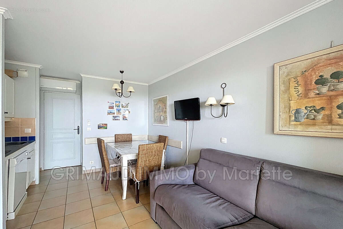 Appartement à GRIMAUD