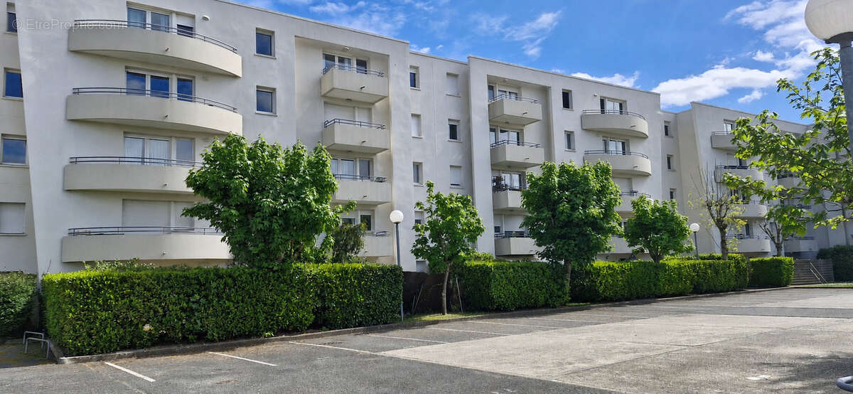 T2 avec balcon et parking - Bordeaux Saint-Louis - photo 8