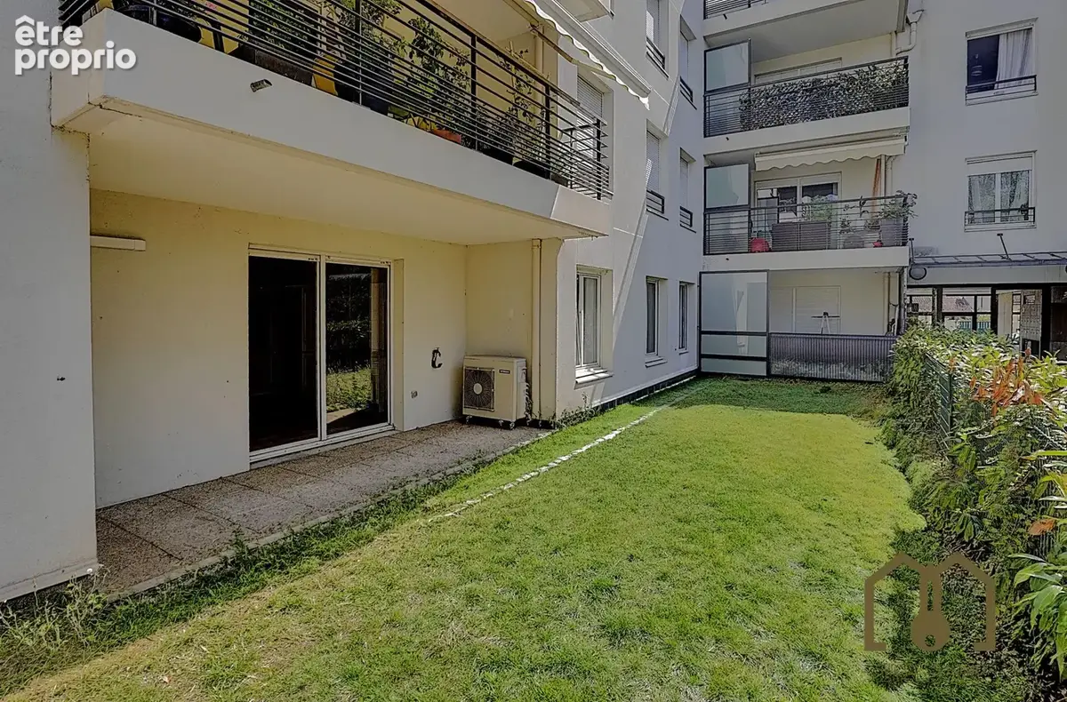 Appartement 89 m² à Vaulx-En-Velin  - photo 8