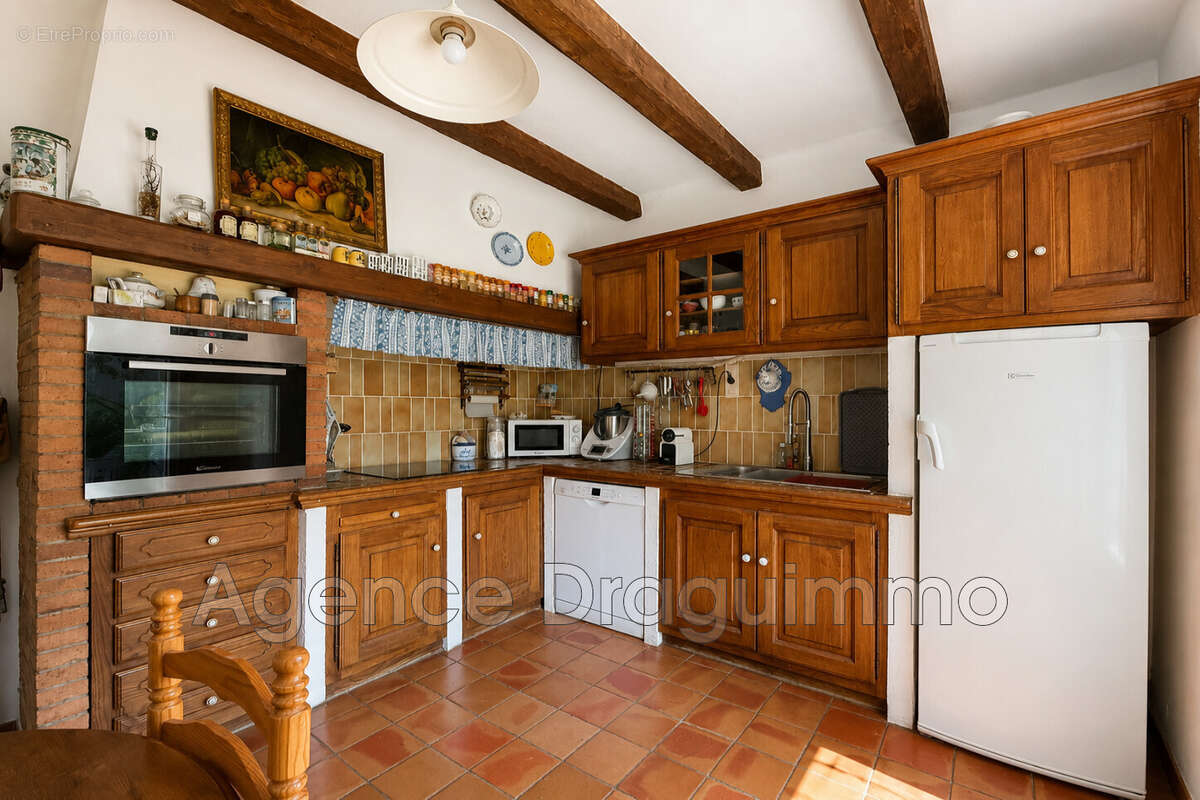 Maison 180 m² à Draguignan  - photo 8