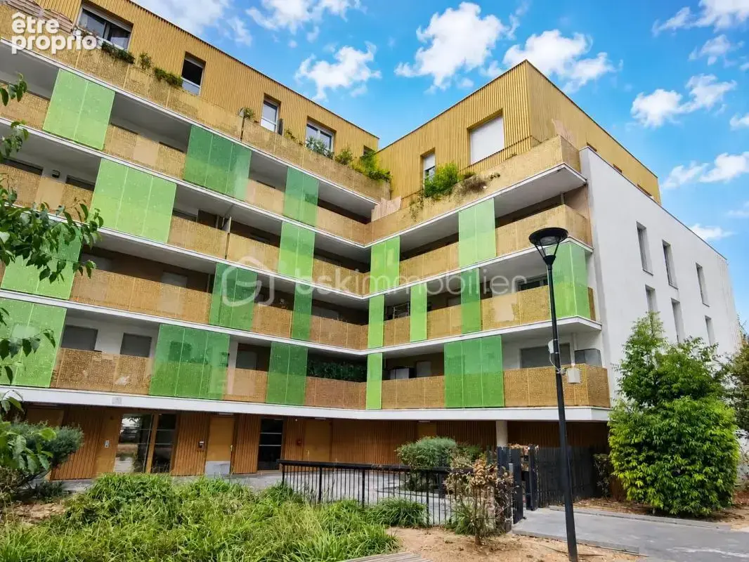 Romainville – t2 de 44,20 m² avec terrasse – métro ligne 11 à 5 min à pied - photo 3