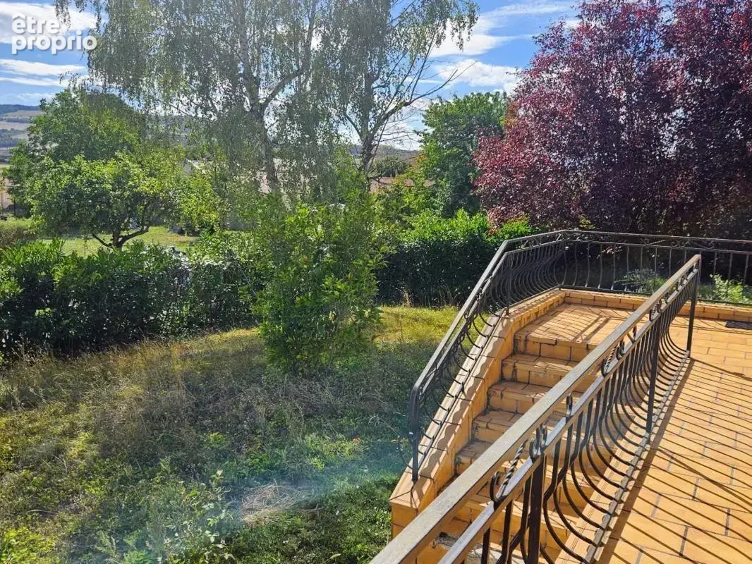 Maison à vendre 5 pièces VERTAIZON- CHIGNAT (63) - photo 3