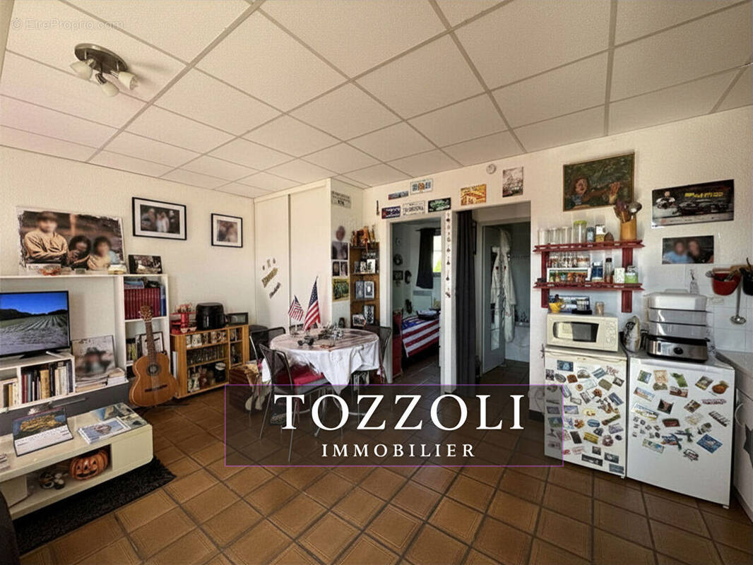 Appartement à SAINT-PIERRE-DE-CHANDIEU