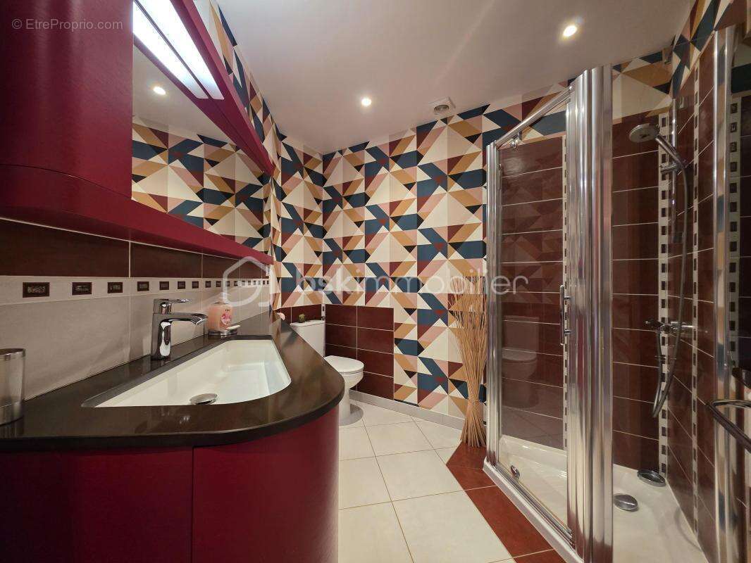 Propriété d'exception de 240m² 8 pièces - photo 10