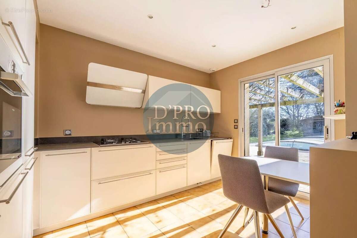 Maison à BASSE-GOULAINE