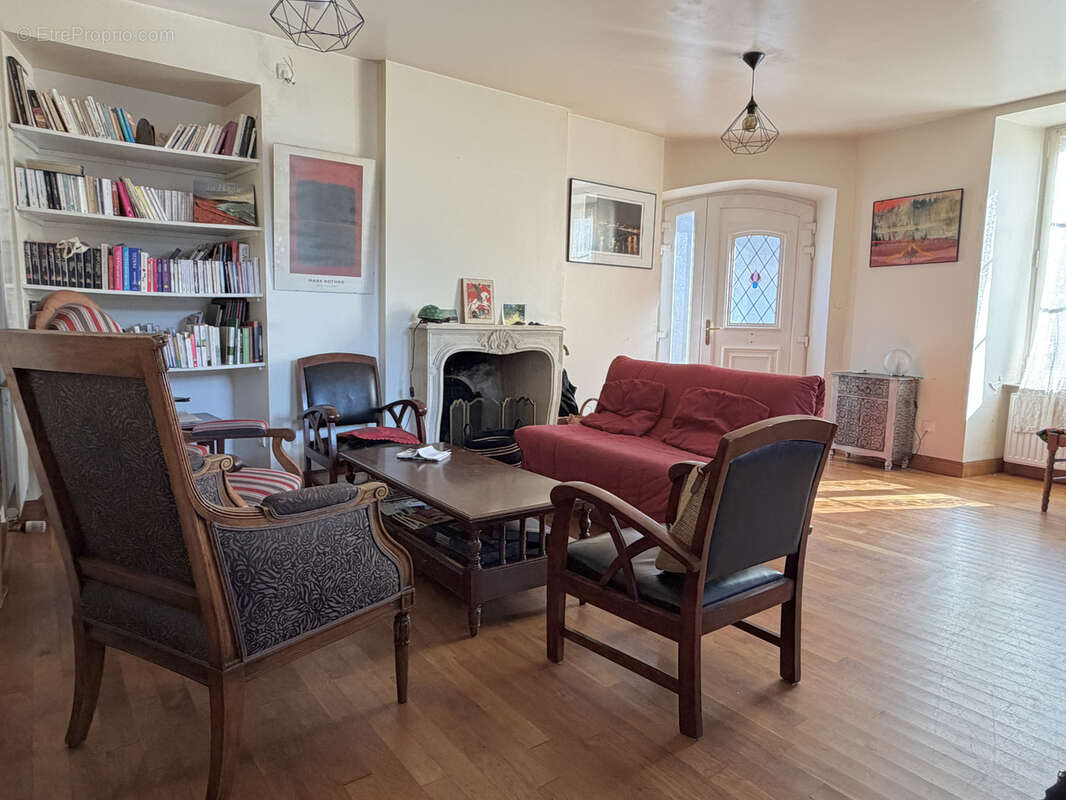 Maison atypique a deux pas du coeur de valognes - photo 7