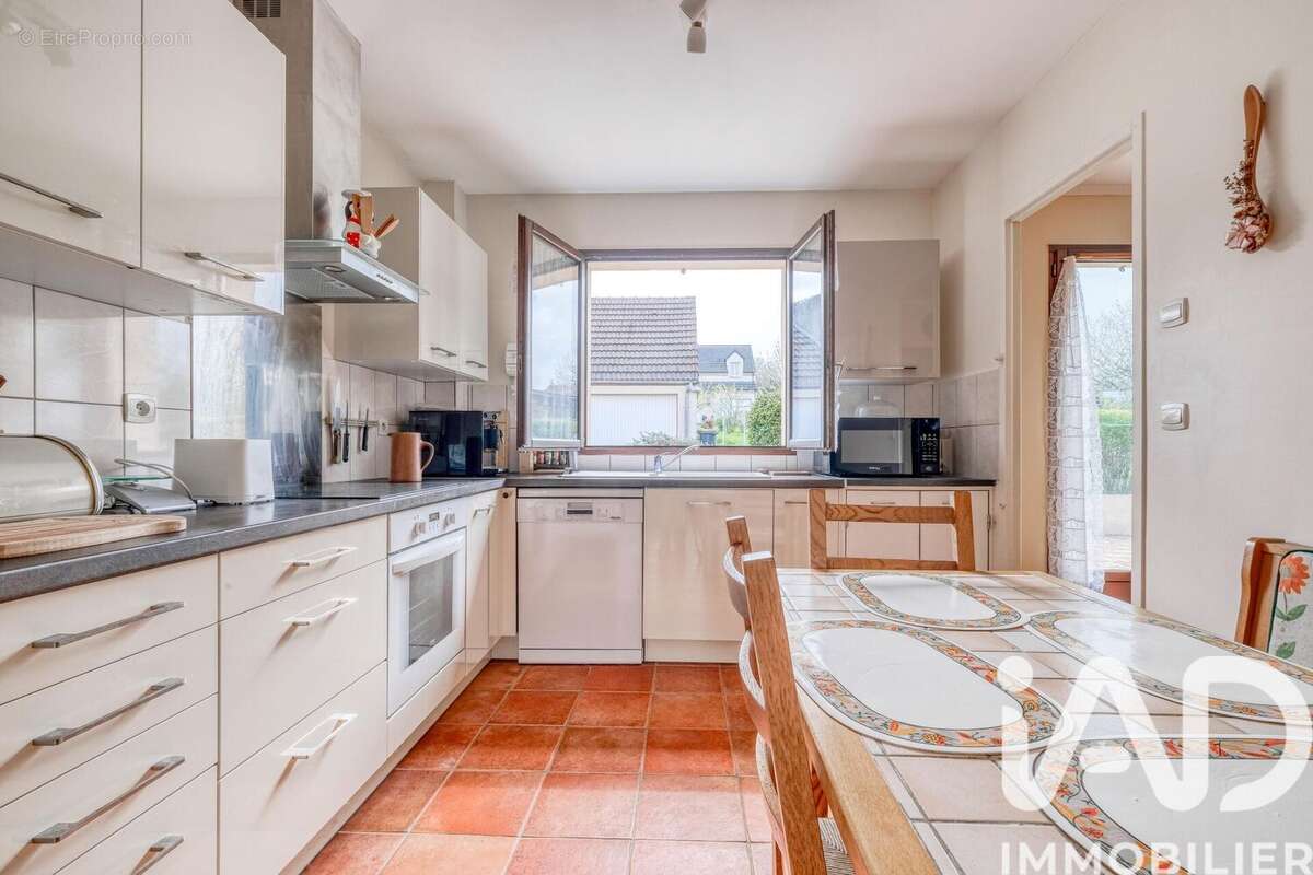 Photo 9 - Maison à NANTEUIL-LES-MEAUX