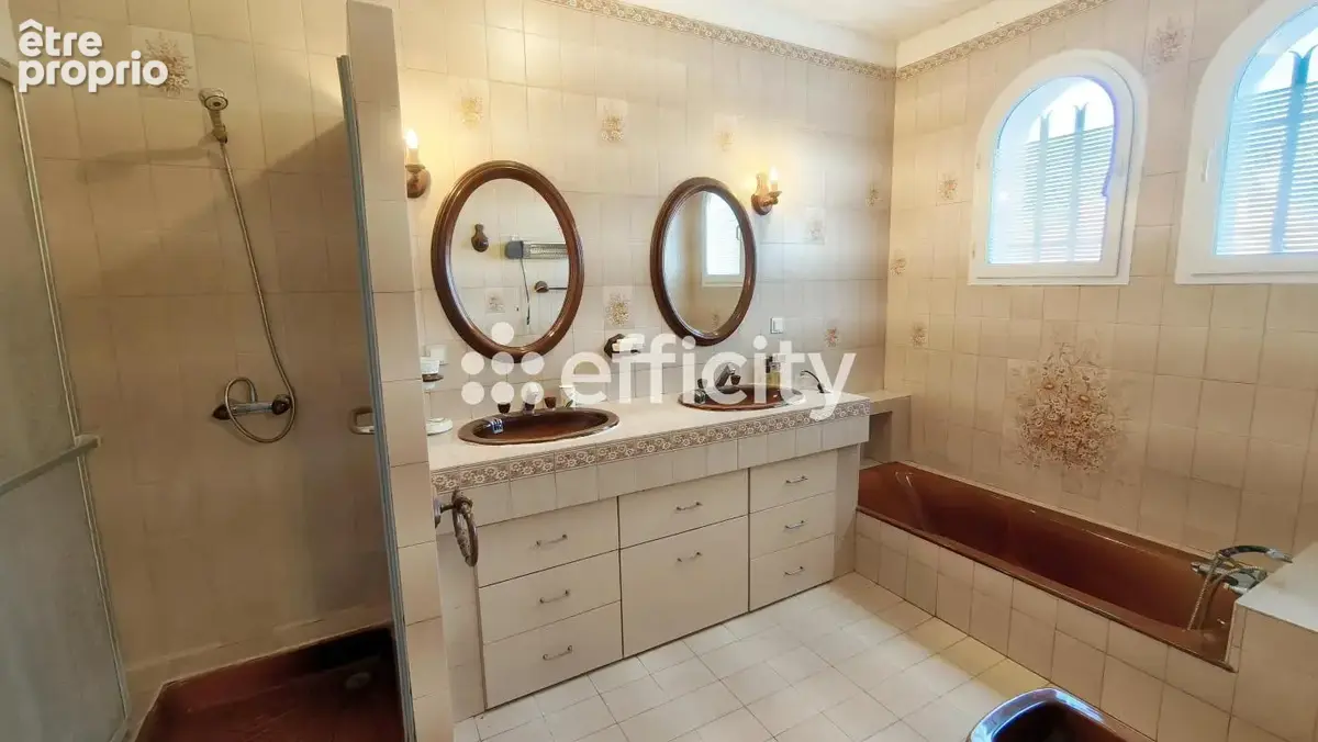 Maison 7 pièces 210 m² à vendre à Boujan-Sur-Libron (34760) - photo 13