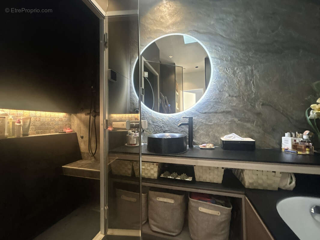 Appartement à VOURLES