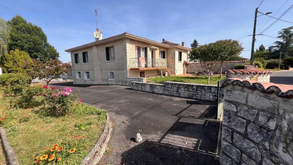 Photo 1 - Maison à MANSLE