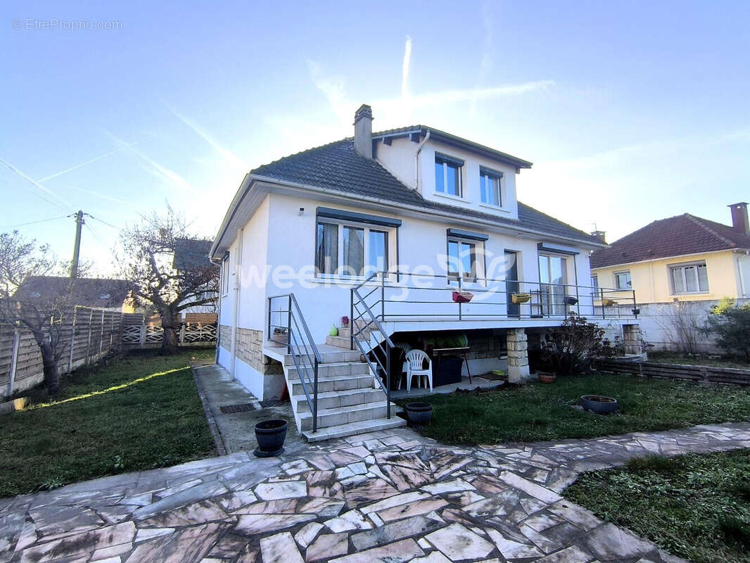 Maison à CONFLANS-SAINTE-HONORINE