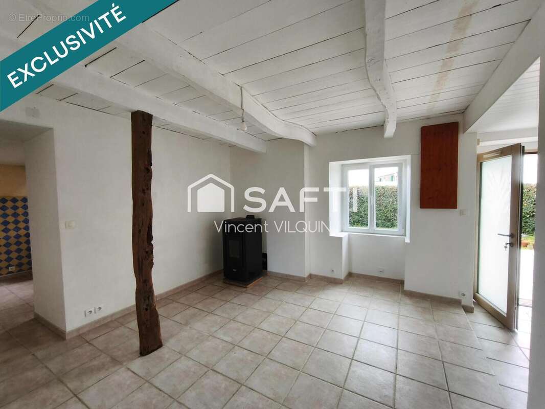 Photo 3 - Maison à LE CLOITRE-SAINT-THEGONNEC