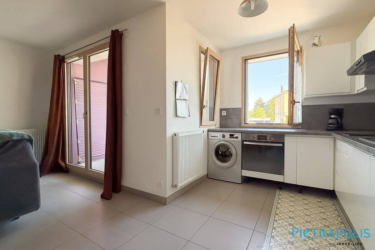 Appartement à FONTAINES-SUR-SAONE