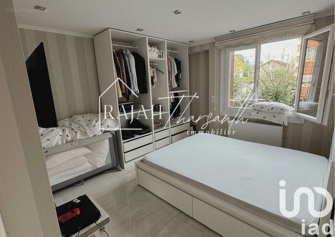 Photo 9 - Maison à LIVRY-GARGAN