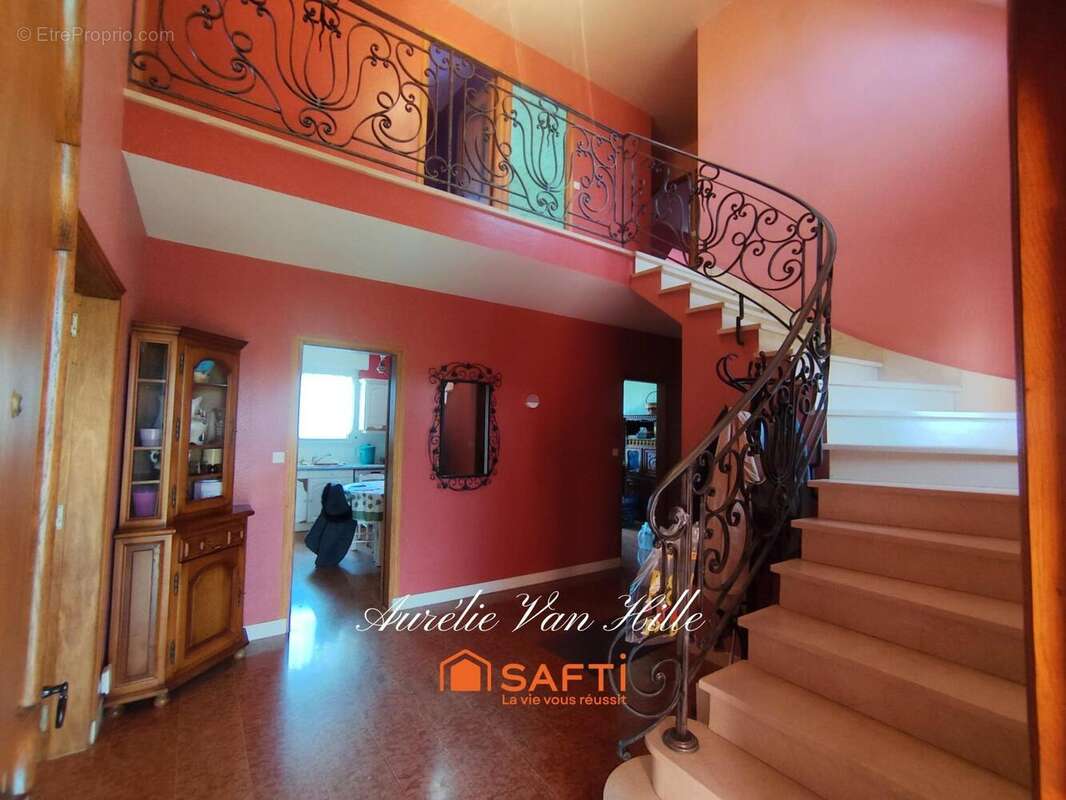 Photo 2 - Maison à LANHOUARNEAU