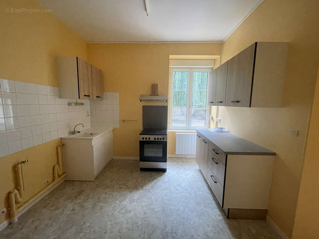 Appartement à BAR-SUR-AUBE