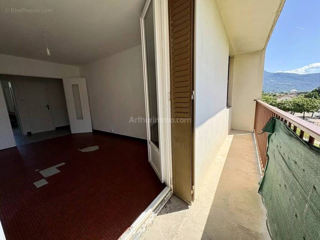 Appartement à SASSENAGE