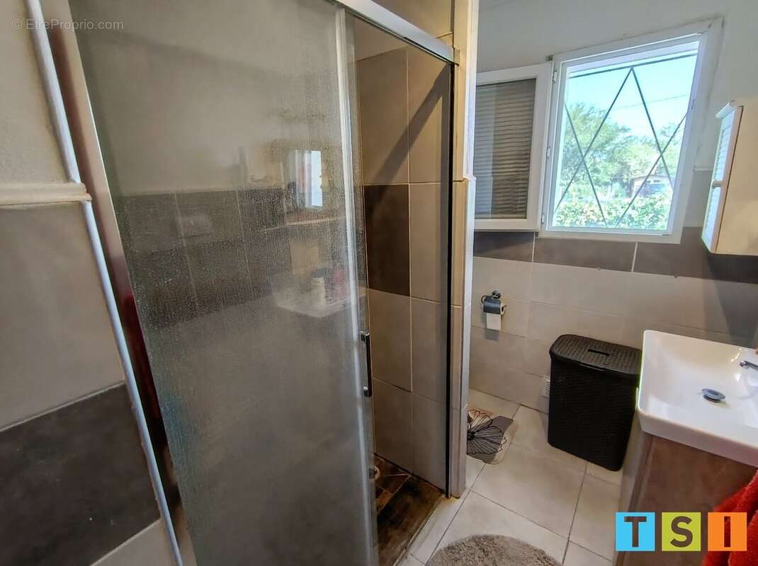 Prox MONTREJEAU: villa de plain-pied traditionnelle sur un terrain de 3016 m². - photo 9