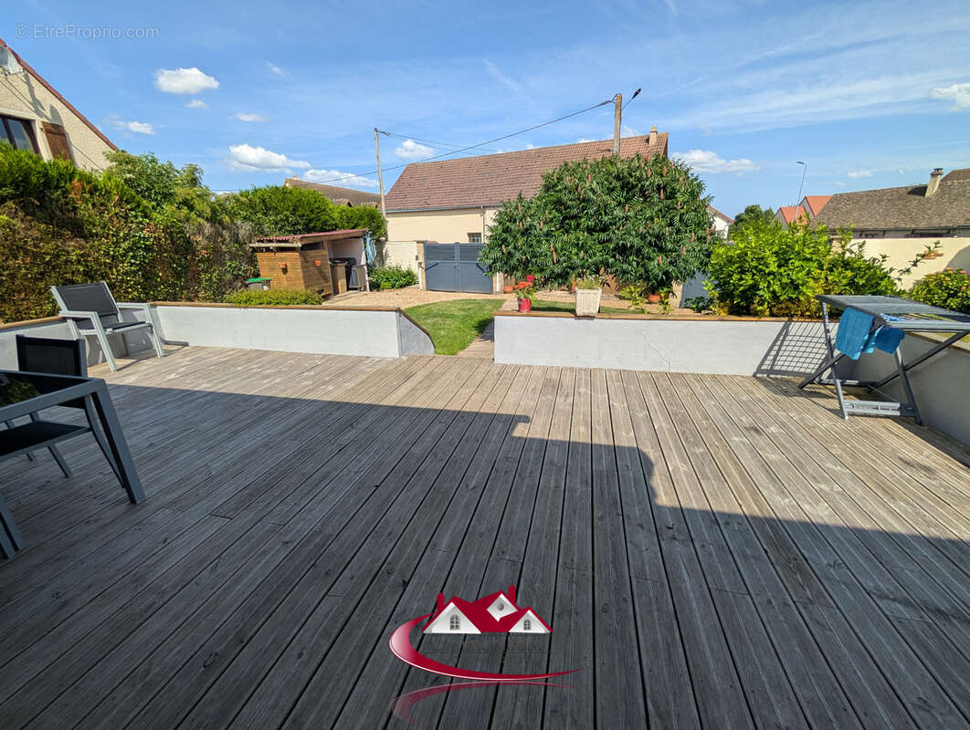 Maison à BU