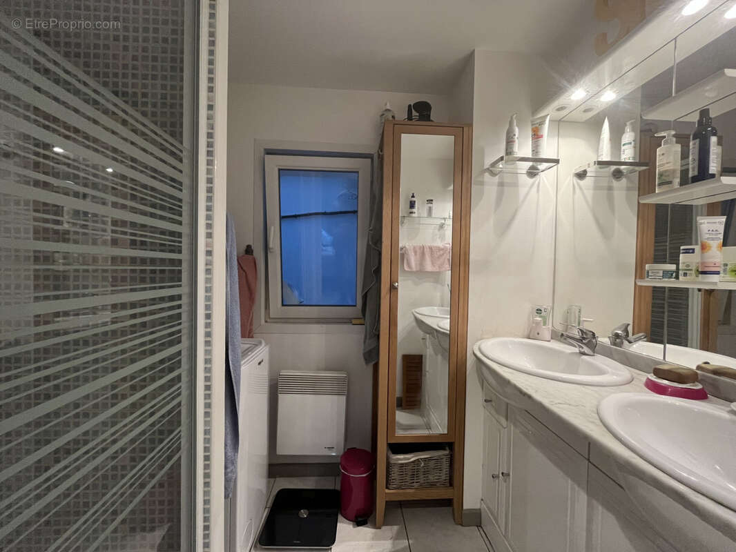 Maison à SOLLIES-VILLE