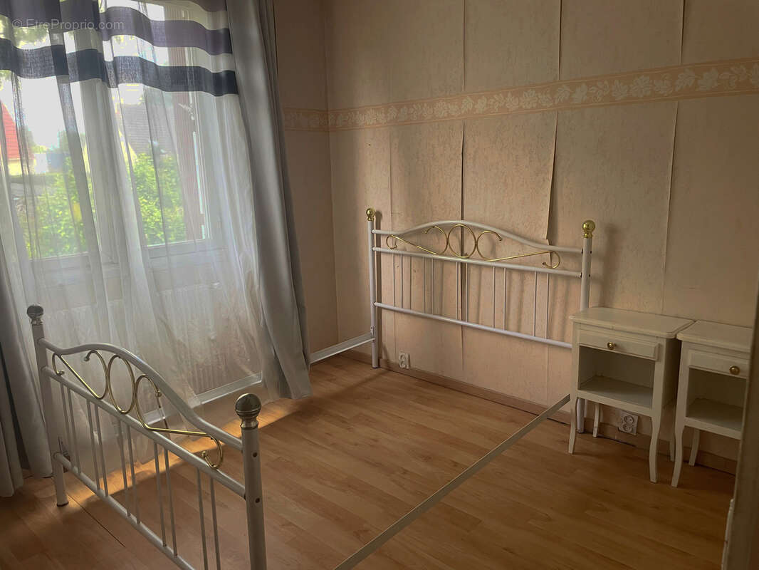 Maison vivable de plain pied 4 chambres avec sous sol - photo 7