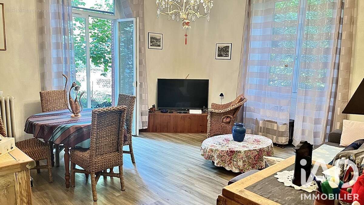 Appartement 81 m² à Ax-Les-Thermes  - photo 2
