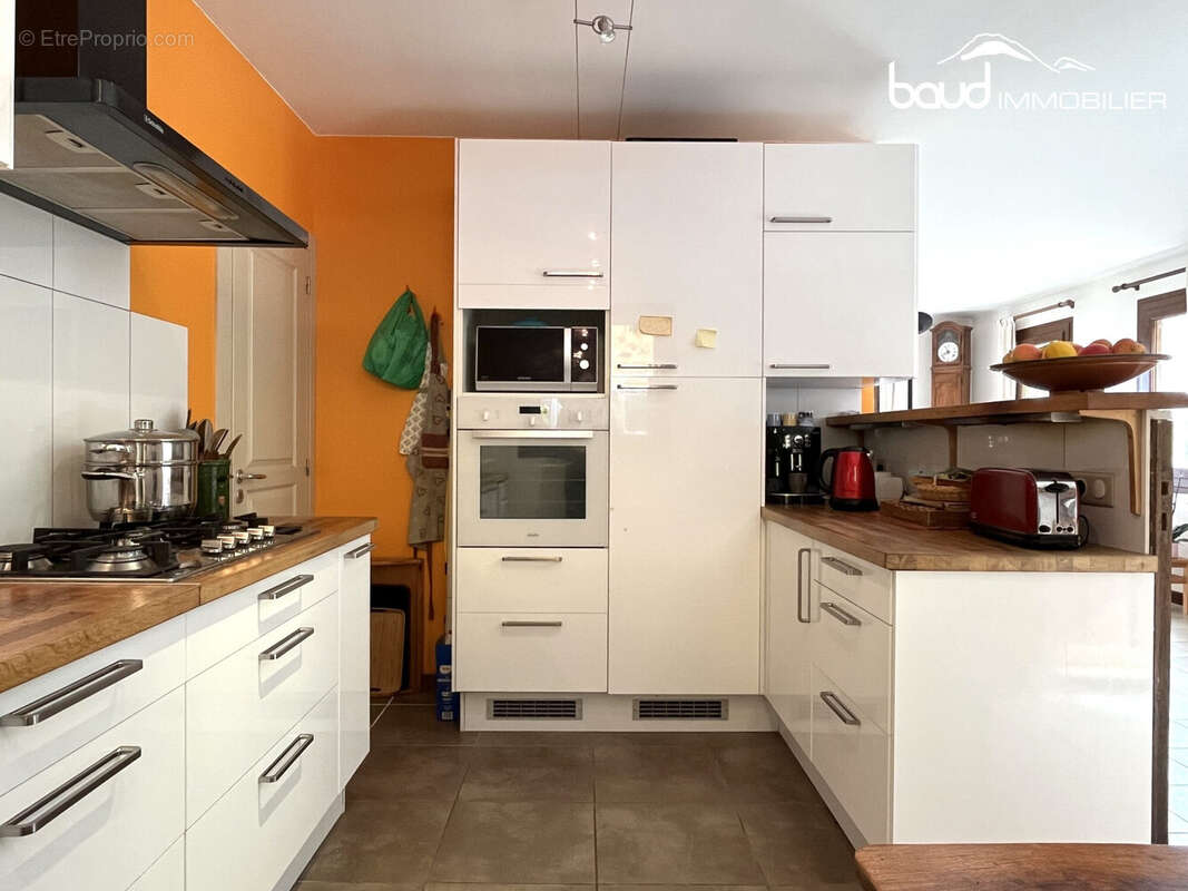 Maison à SAINT-NIZIER-DU-MOUCHEROTTE