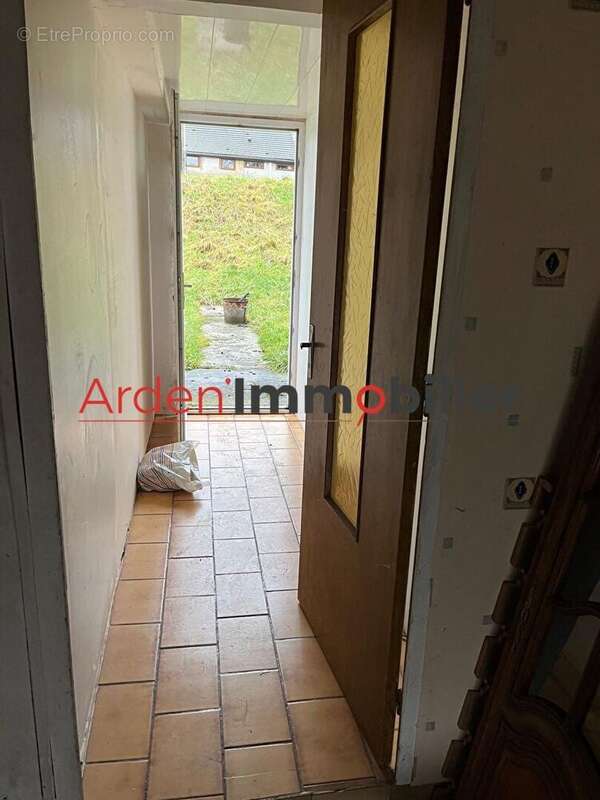 Maison à CHAUMONT-PORCIEN