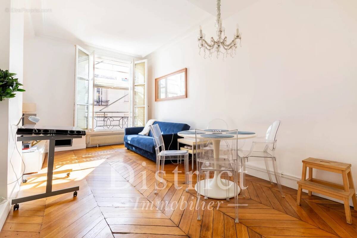Appartement à PARIS-4E