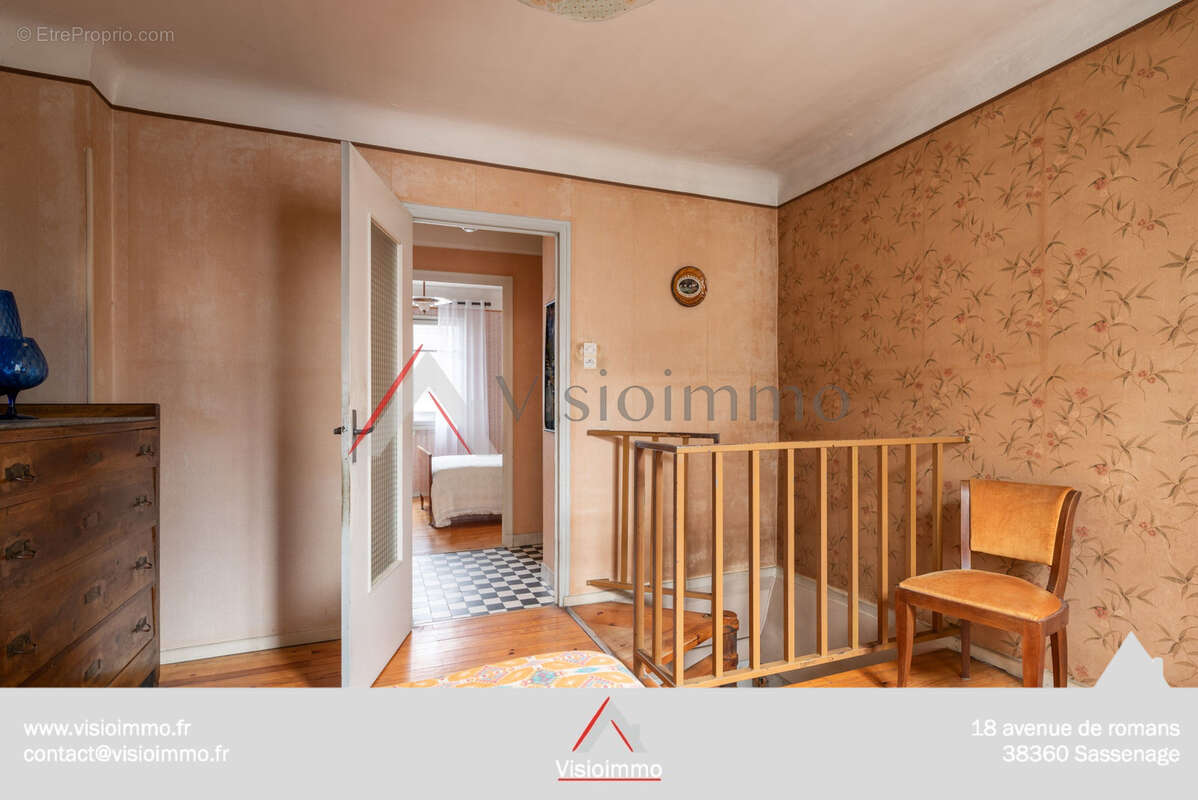 Charmant T4   68 m2 habitables / 81 m2 utiles   Fontaine - photo 5