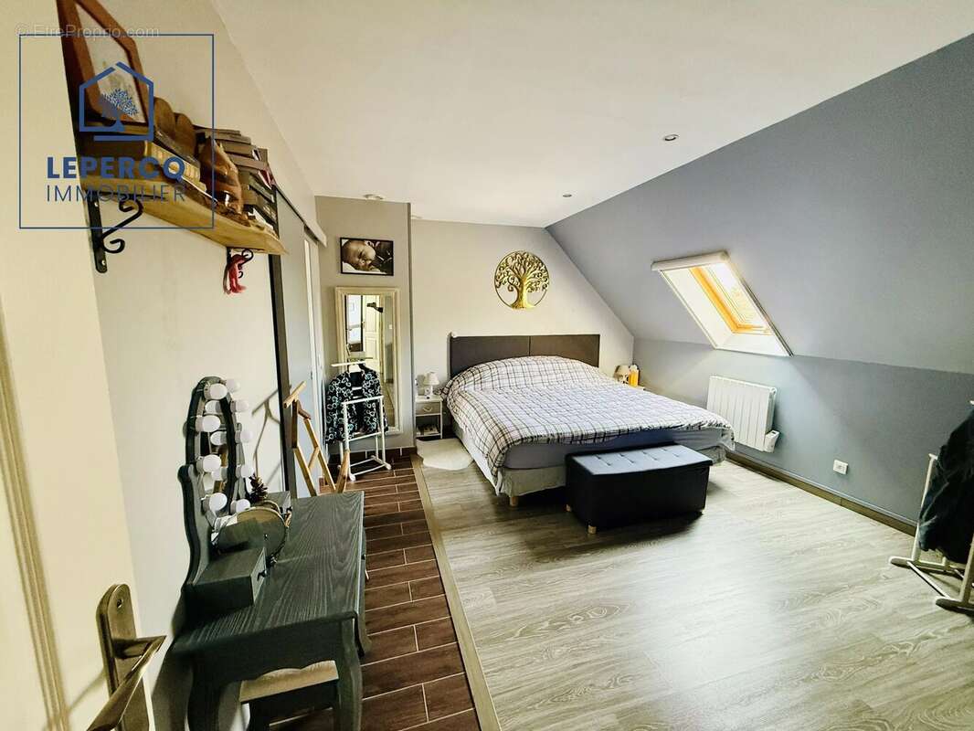 Maison à VILLERS-COTTERETS