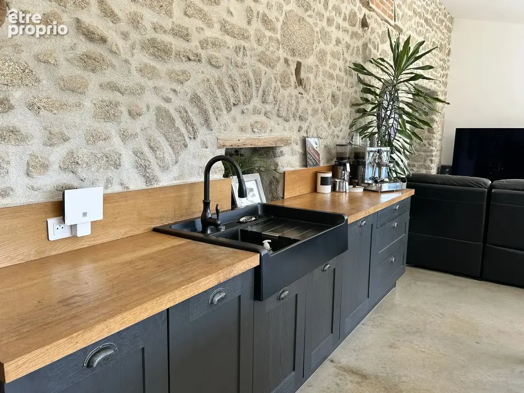 Superbe domaine équestre avec étang, deux habitations et 24 hectares - photo 8