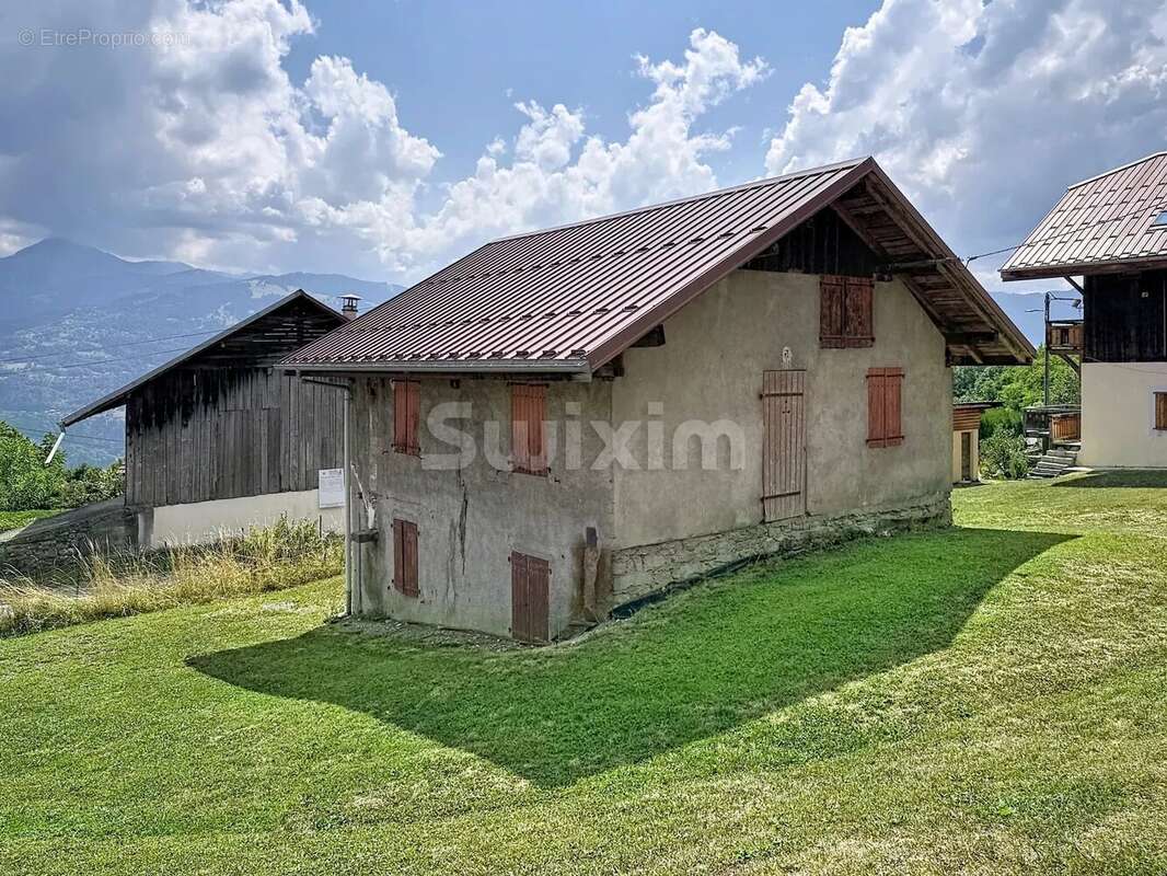 Maison a renover sur 880 m2 de terrain - photo 5