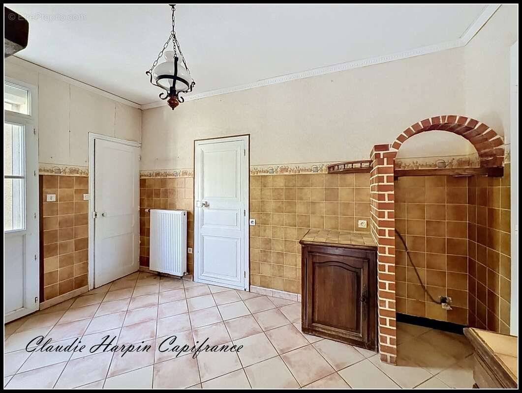 Maison à vendre 6 pièces PARTHENAY (79) - 4 Ch - parcelle d'environ 250 m² -proche centre ville - photo 7