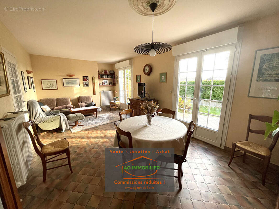 Maison à SAINT-GILLES