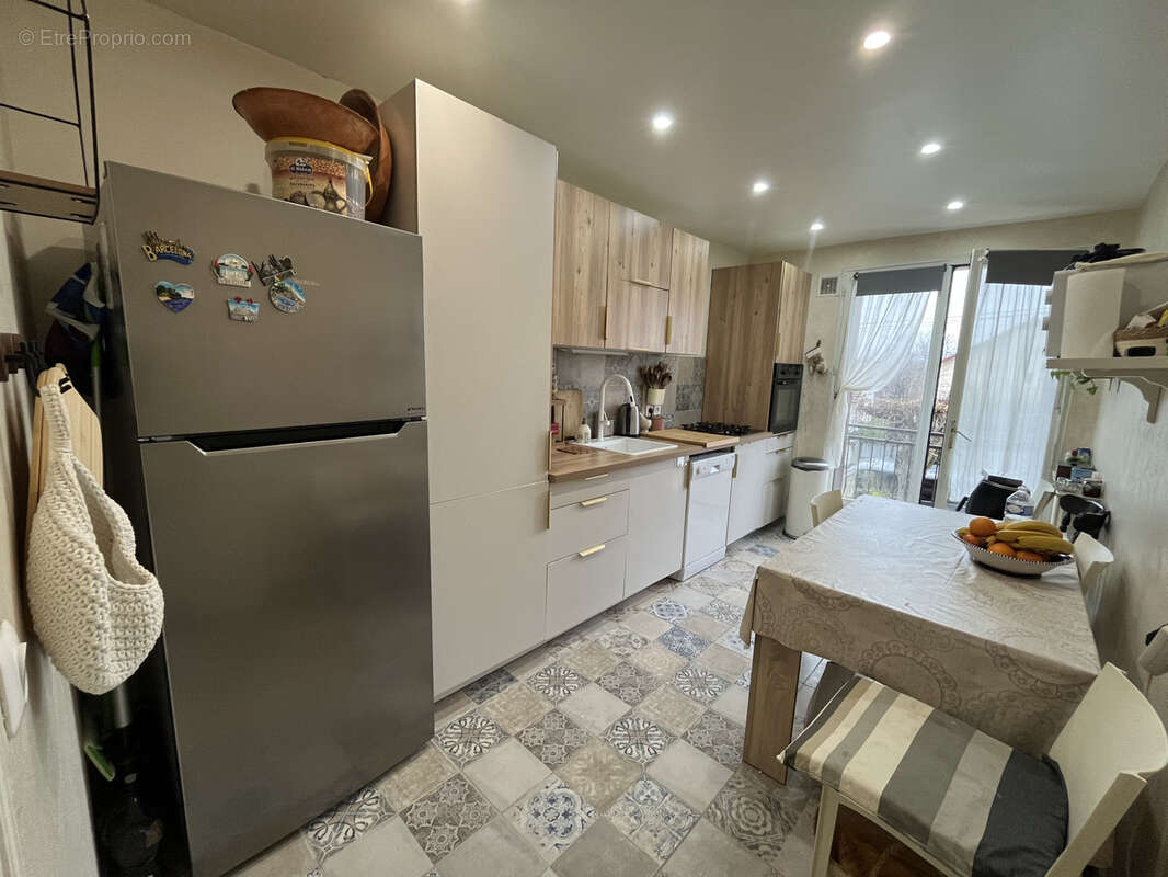 Grande Maison Familiale avec revenu locatif ! - photo 5