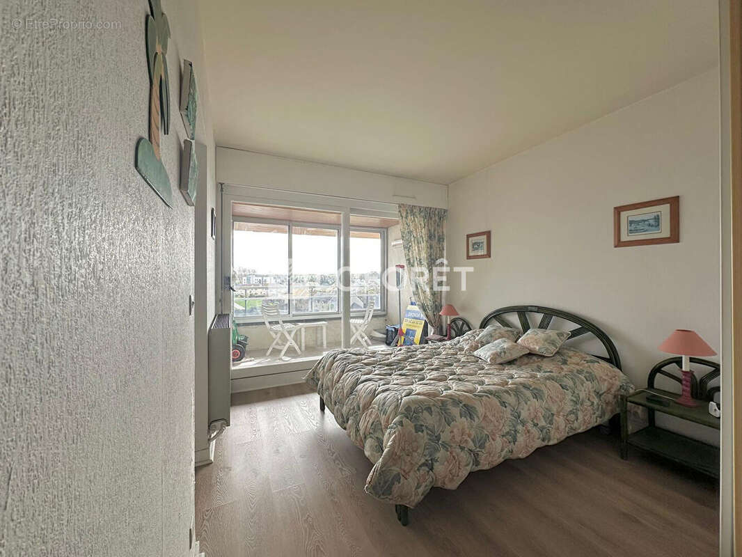 Appartement à COURSEULLES-SUR-MER