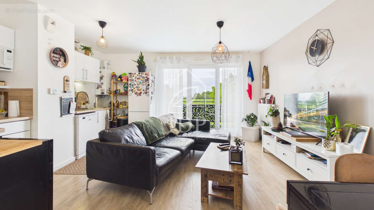 Appartement à SAINT-PIERRE-DU-PERRAY