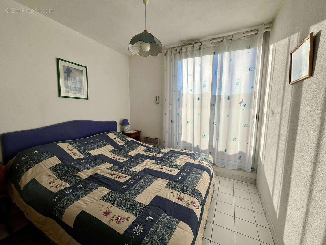 Appartement T3 de 49m2 au 3ème et dernier étage avec box fermé - GRAU DU ROI - photo 4