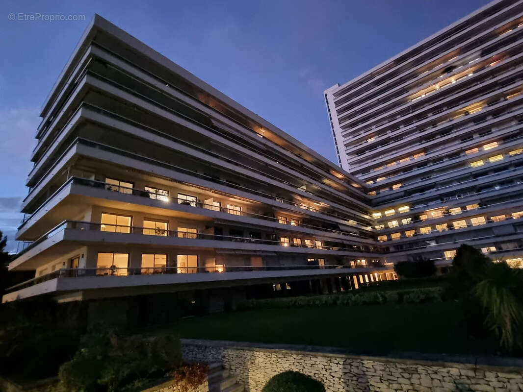 Appartement à MARSEILLE-8E