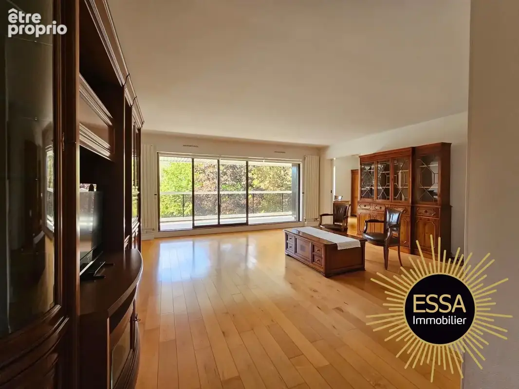 Appartement 5 pièces 135 m² à vendre à Rocquencourt (78150) - photo 5