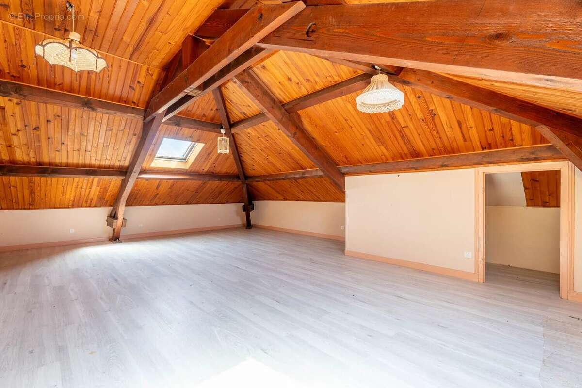 Maison à COMMUNAY