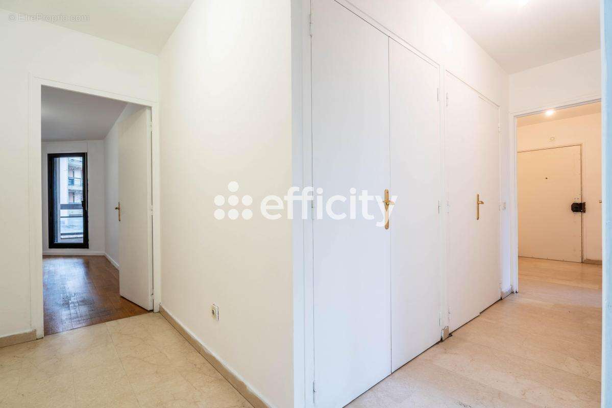 Appartement à LYON-5E