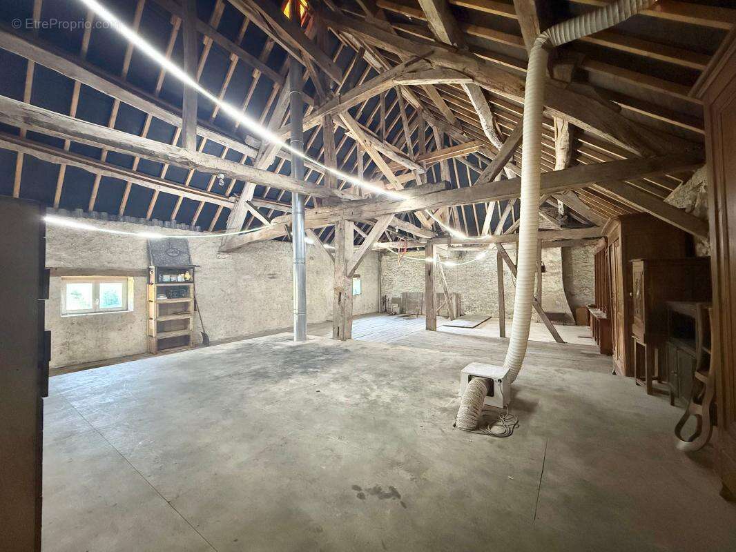 Maison à PONTAILLER-SUR-SAONE