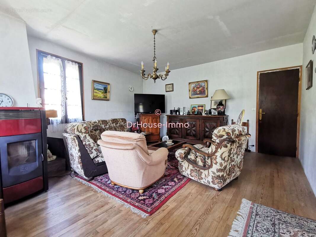 Maison à ENCAUSSE-LES-THERMES