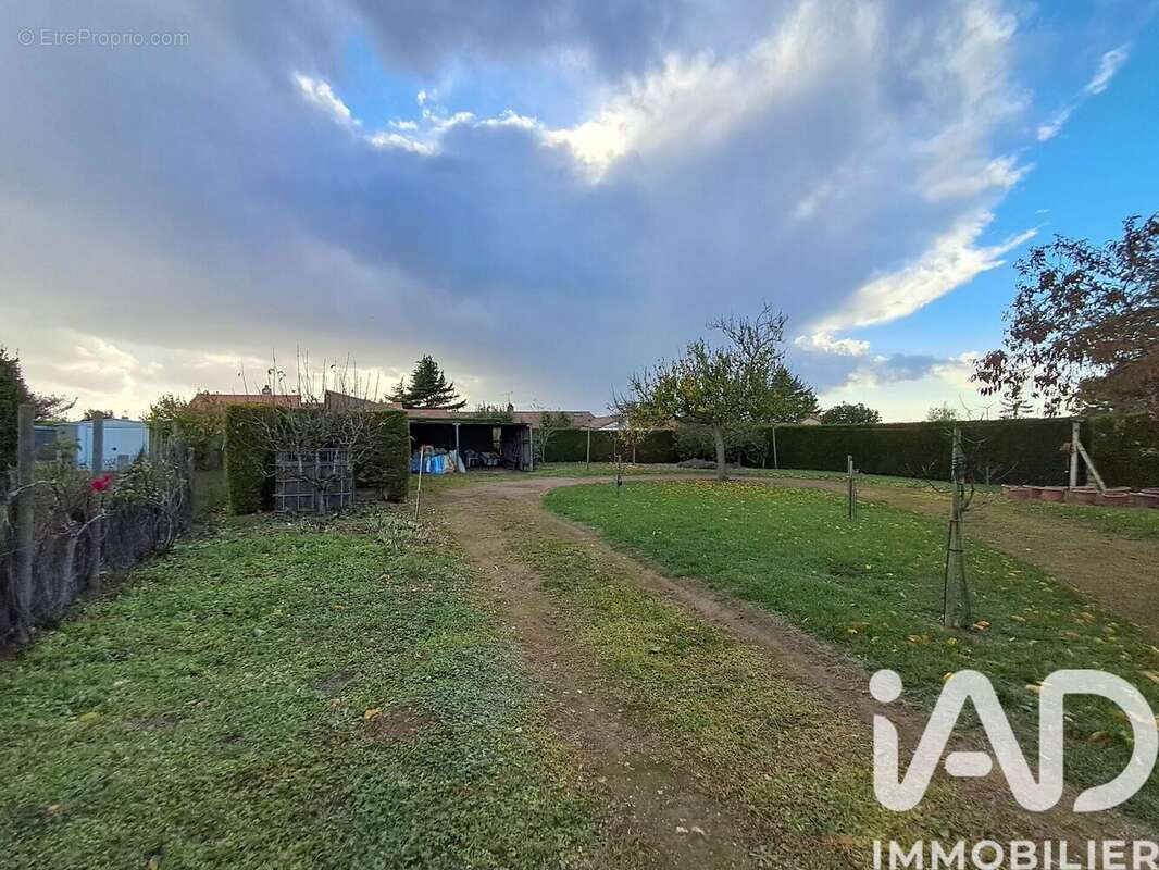 Photo 3 - Maison à THOUARS