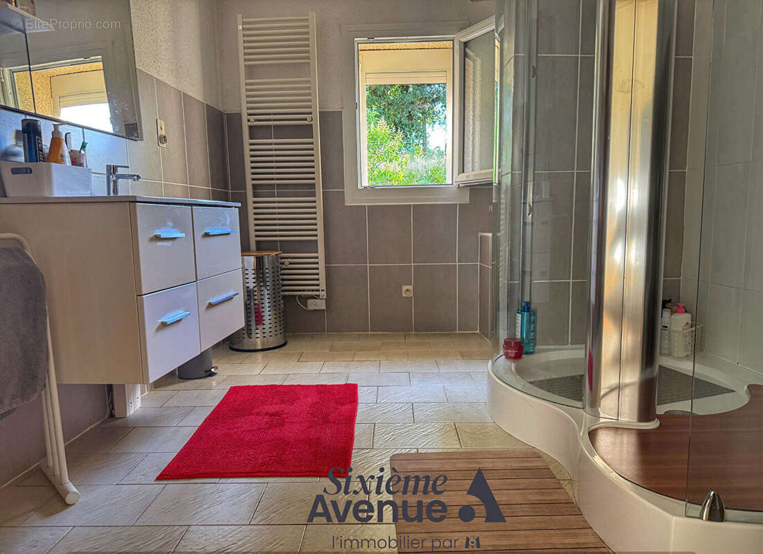 Maison La Sauziere Saint Jean 6 pièce(s) 170 m2 - photo 12