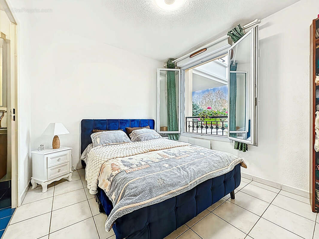 Appartement à MARSEILLE-13E