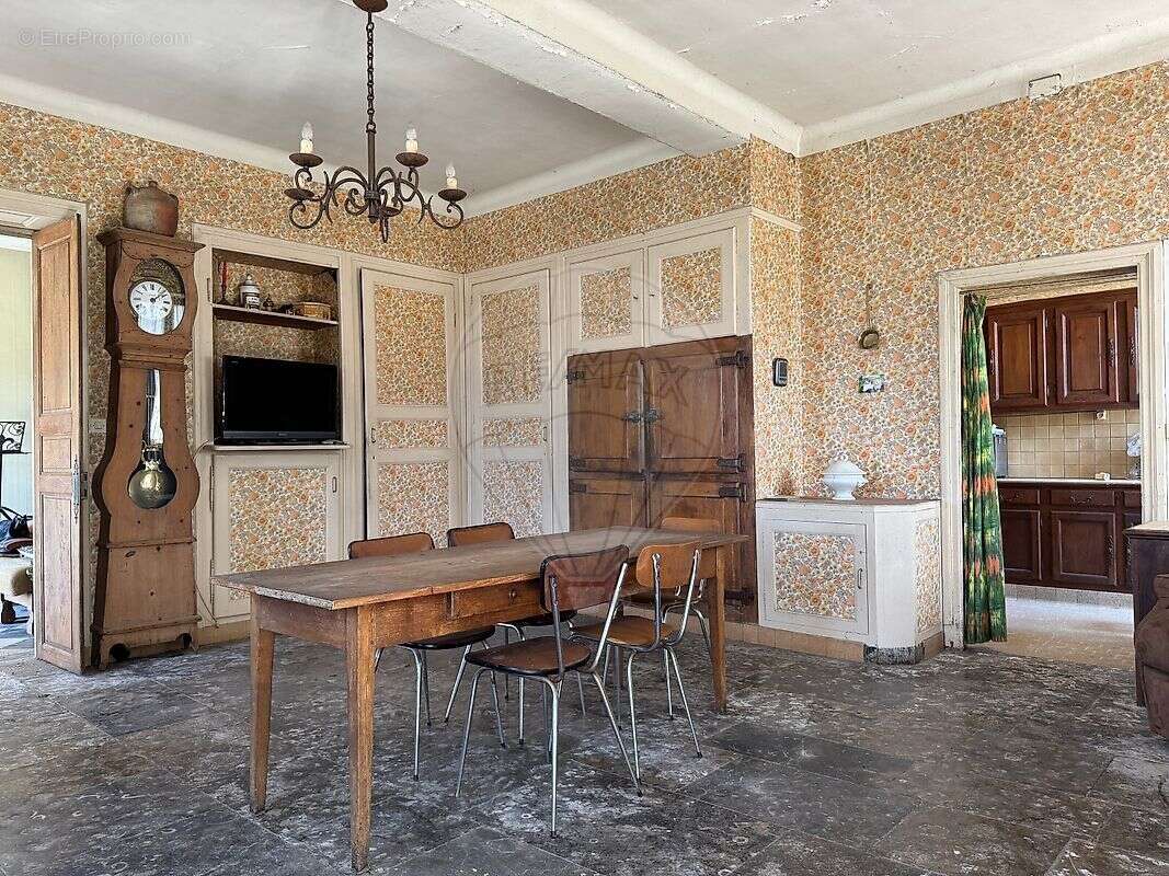 Maison à CHATILLON-EN-BAZOIS