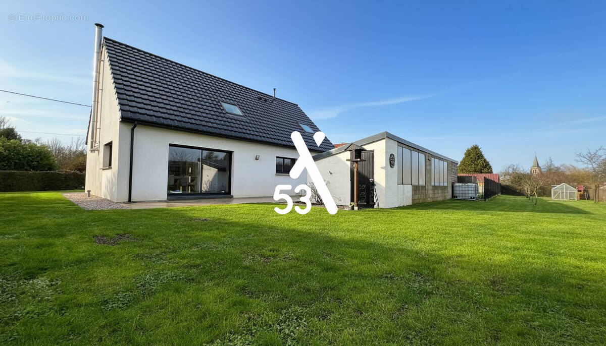 Maison à RECQUES-SUR-HEM